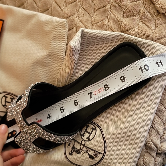Hermes Oran Sandal with Crystals size 40eu/ 10US Limited Edition Black Leather - Picture 4 of 17